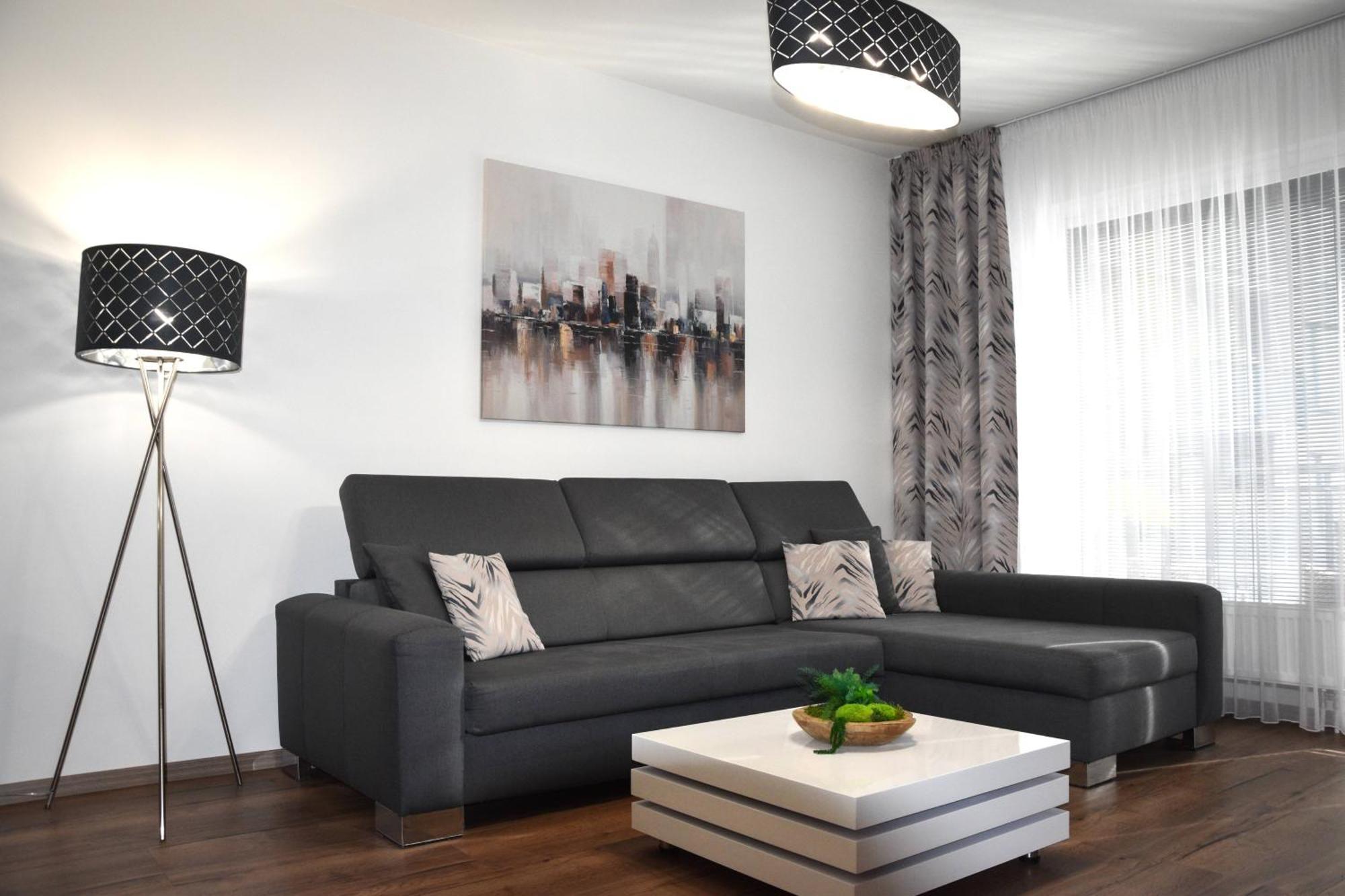 Taban Halifax Apartment - City Center & Free Parking Nitra Exterior photo